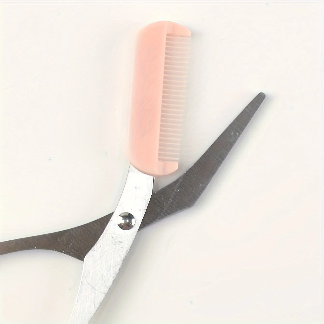 EYEBROW TRIMMING SCISSORS WITH BUILT-IN COMB - Image 8