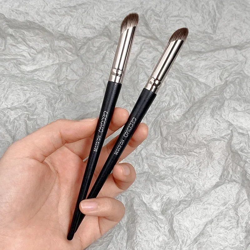 CONCEALER MAKEUP BRUSHES PRECISION ( HEONYIRRY ) - Image 2